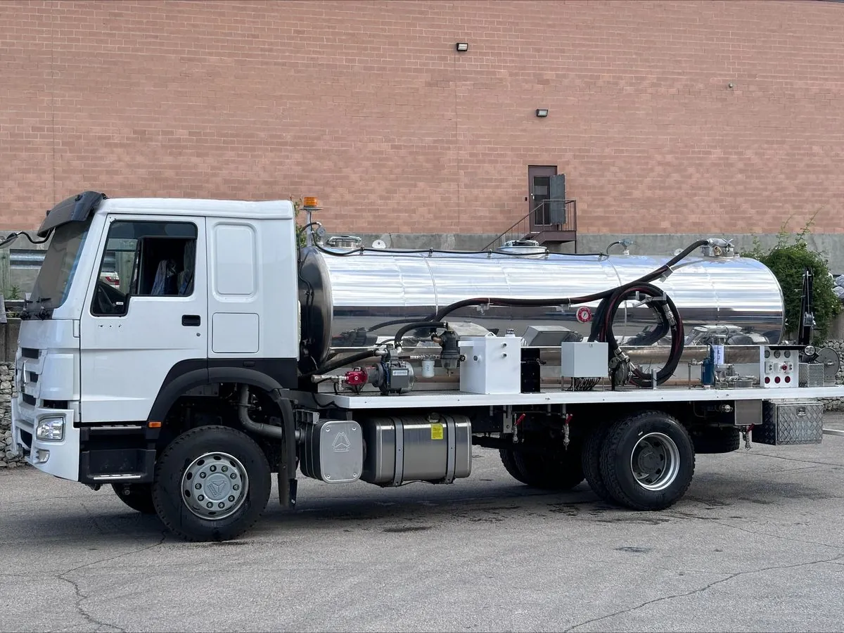 Truck-mounted hydrant pit cleaner
