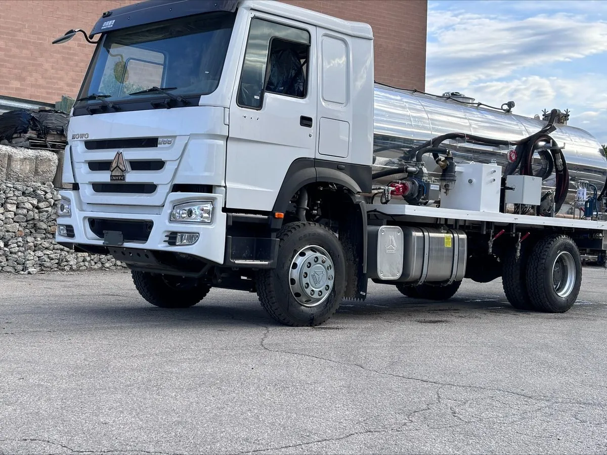 Cisterna abastecedora de combustible de aviación